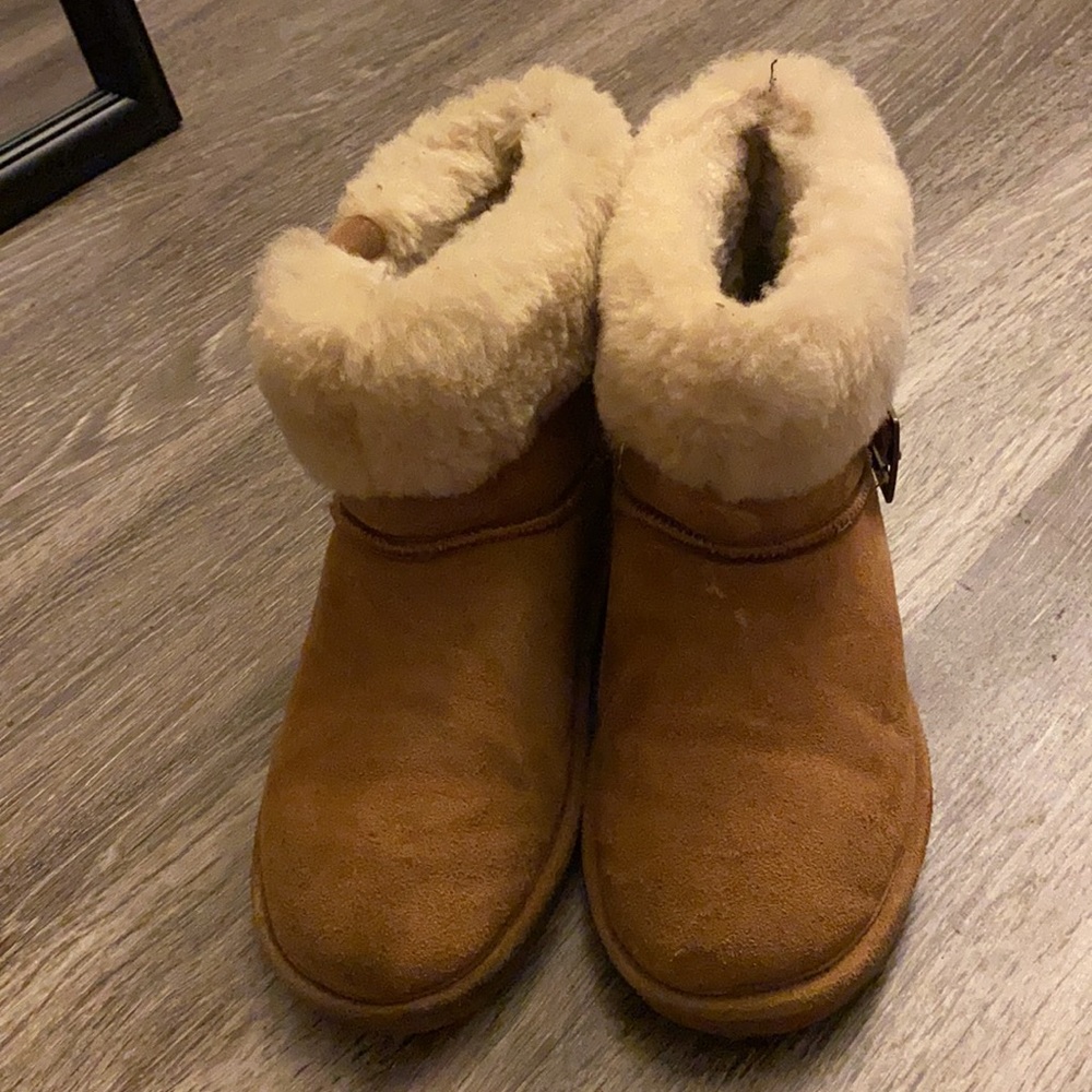 Boots - Picture 2 of 2